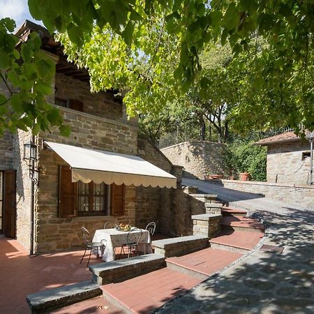 הוילה ארצו Il Castello Di Rigutinelli מראה חיצוני תמונה