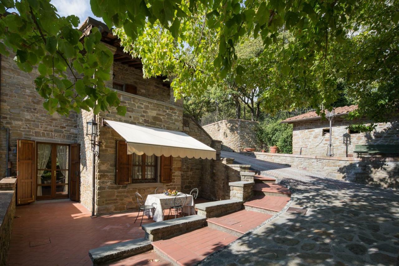 הוילה ארצו Il Castello Di Rigutinelli מראה חיצוני תמונה