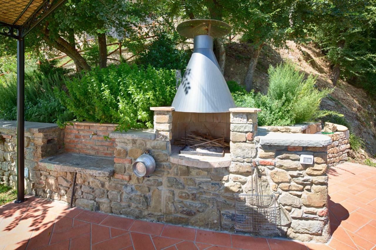 הוילה ארצו Il Castello Di Rigutinelli מראה חיצוני תמונה